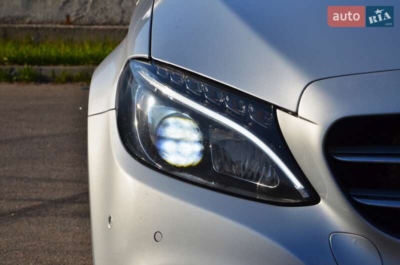 Седан Mercedes-Benz C-Class 2017 в Києві
