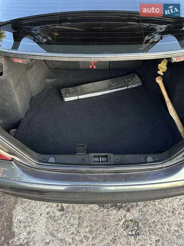 Седан Mercedes-Benz C-Class 2003 в Білій Церкві