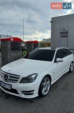 Універсал Mercedes-Benz C-Class 2011 в Мукачевому