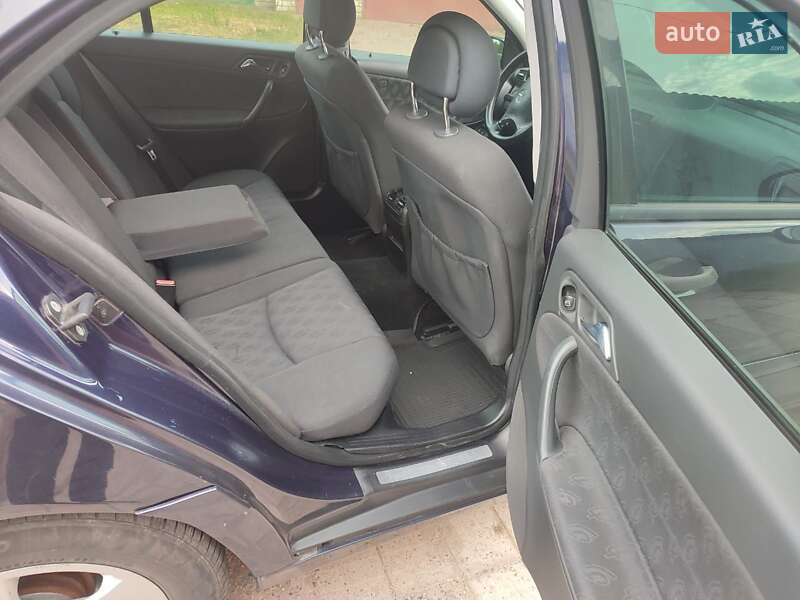 Седан Mercedes-Benz C-Class 2000 в Харкові