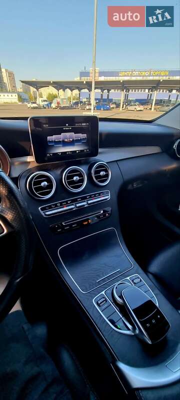 Седан Mercedes-Benz C-Class 2015 в Киеве