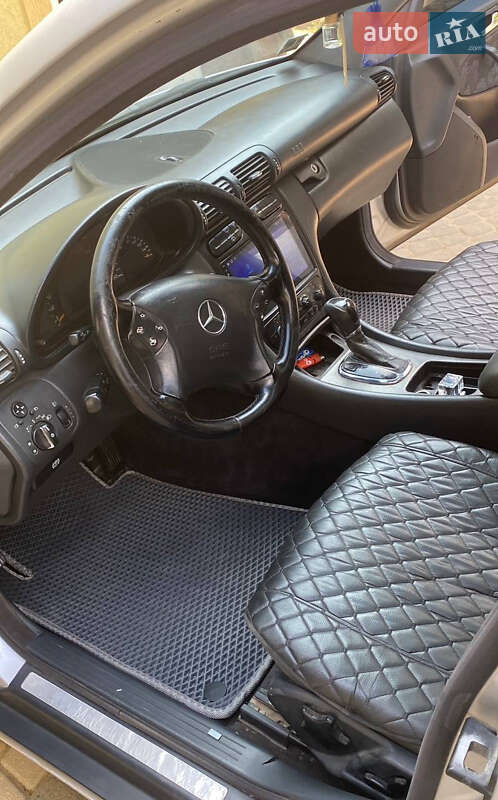 Универсал Mercedes-Benz C-Class 2002 в Банилове-Подгорном