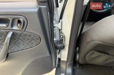 Седан Mercedes-Benz C-Class 2001 в 