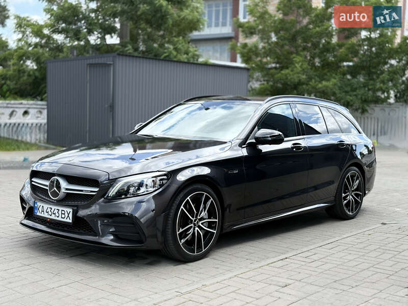 Mercedes-Benz C-Class 2019