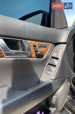 Седан Mercedes-Benz C-Class 2011 в 