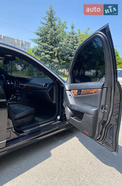 Седан Mercedes-Benz C-Class 2011 в 
