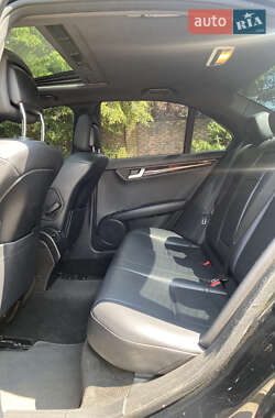 Седан Mercedes-Benz C-Class 2011 в 
