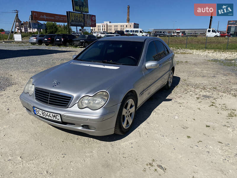 Mercedes-Benz C-Class 2003