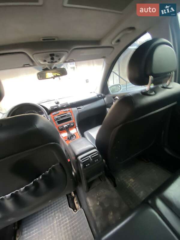 Седан Mercedes-Benz C-Class 2000 в Ивано-Франковске