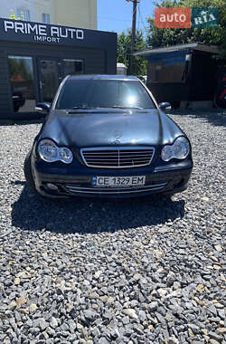 Седан Mercedes-Benz C-Class 2004 в 