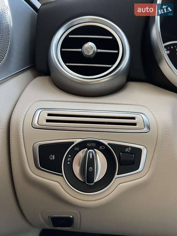 Седан Mercedes-Benz C-Class 2019 в Одесі
