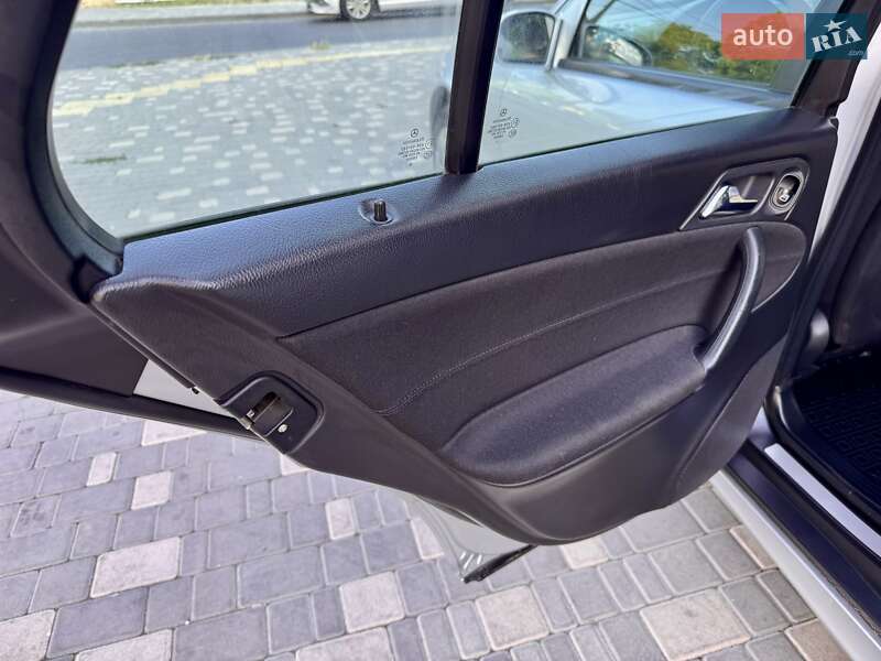 Универсал Mercedes-Benz C-Class 2007 в Одессе