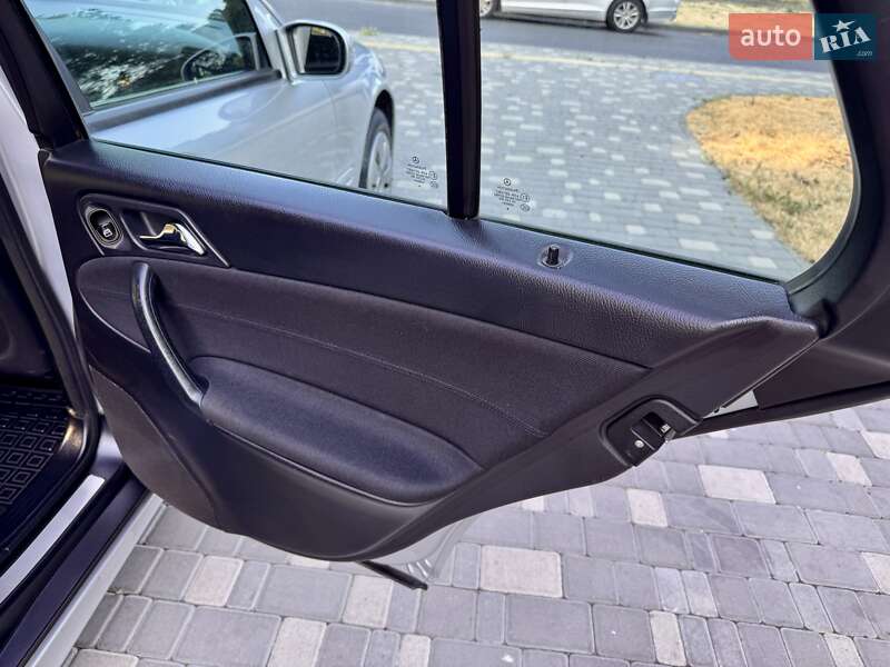 Универсал Mercedes-Benz C-Class 2007 в Одессе