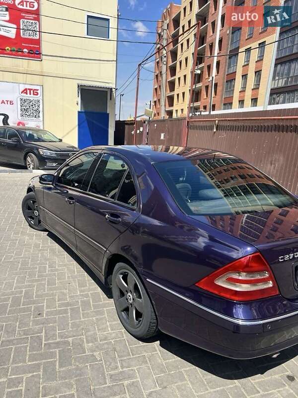 Седан Mercedes-Benz C-Class 2001 в Ужгороді