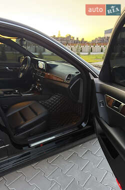 Седан Mercedes-Benz C-Class 2012 в 