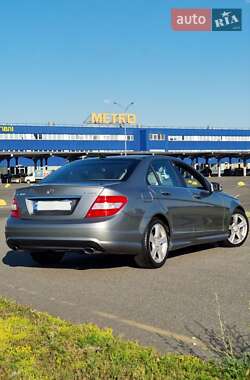 Седан Mercedes-Benz C-Class 2011 в Києві