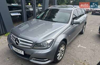 Универсал Mercedes-Benz C-Class 2011 в Полтаве