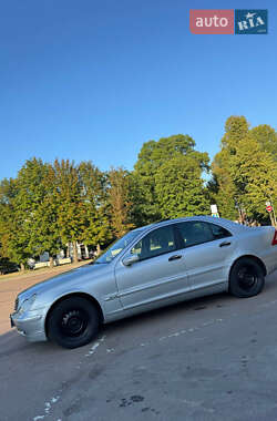 Седан Mercedes-Benz C-Class 2002 в 