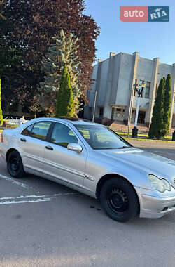 Седан Mercedes-Benz C-Class 2002 в 
