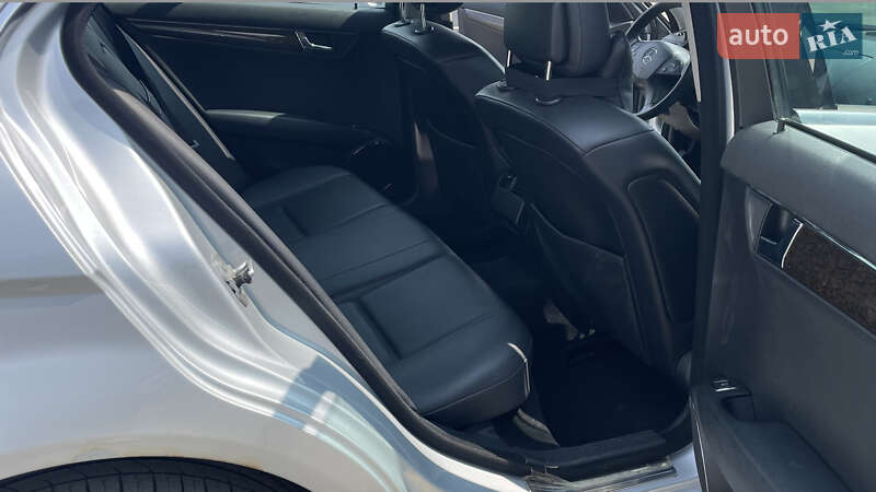 Седан Mercedes-Benz C-Class 2007 в Києві