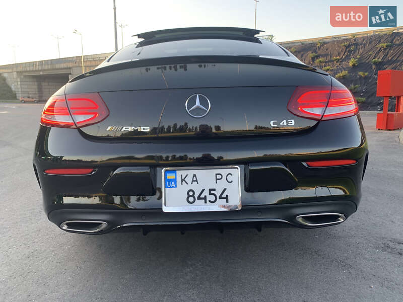 Купе Mercedes-Benz C-Class 2018 в Киеве фото 22 Купе Mercedes-Benz C-Class 2018 в Киеве