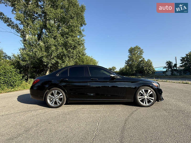Седан Mercedes-Benz C-Class 2015 в Ивано-Франковске