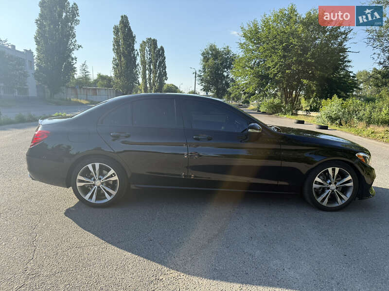 Седан Mercedes-Benz C-Class 2015 в Ивано-Франковске