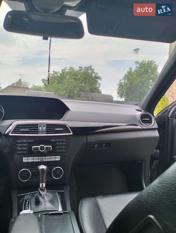 Универсал Mercedes-Benz C-Class 2011 в Рожище фото 16 Универсал Mercedes-Benz C-Class 2011 в Рожище