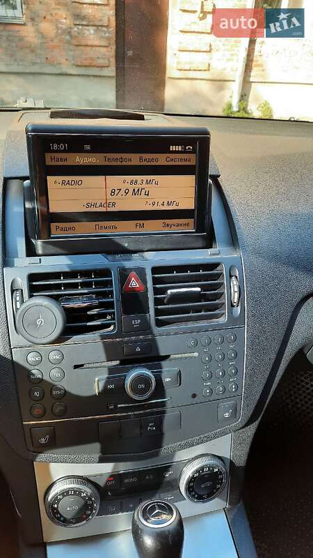 Седан Mercedes-Benz C-Class 2009 в Черкасах