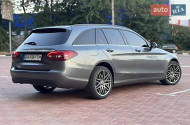 Универсал Mercedes-Benz C-Class 2018 в 