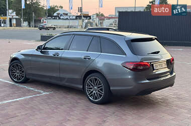 Универсал Mercedes-Benz C-Class 2018 в 