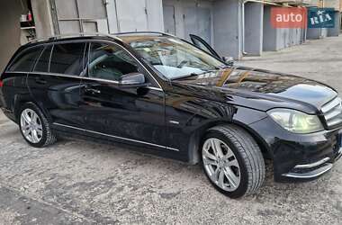 Универсал Mercedes-Benz C-Class 2012 в 