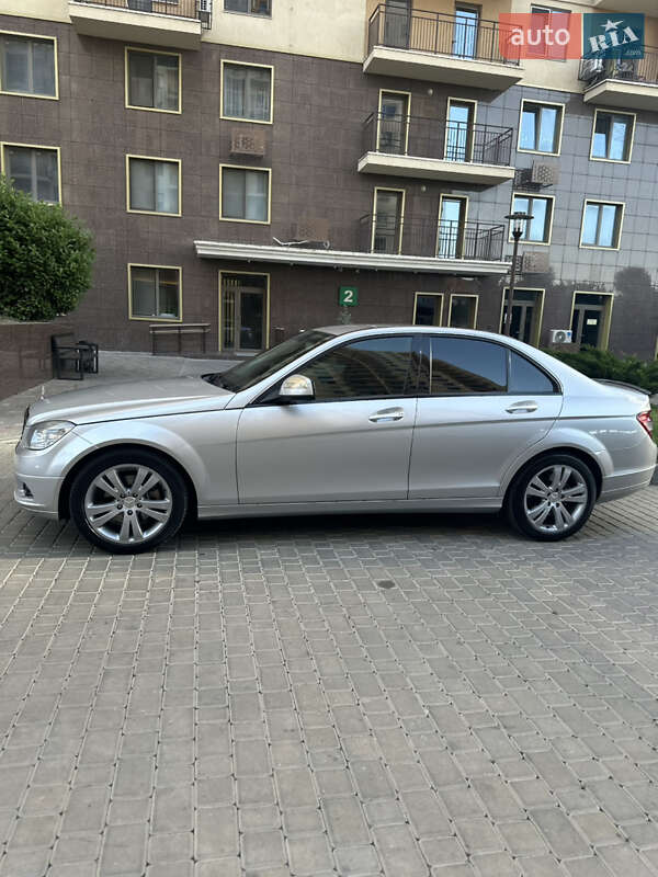 Седан Mercedes-Benz C-Class 2007 в Одессе
