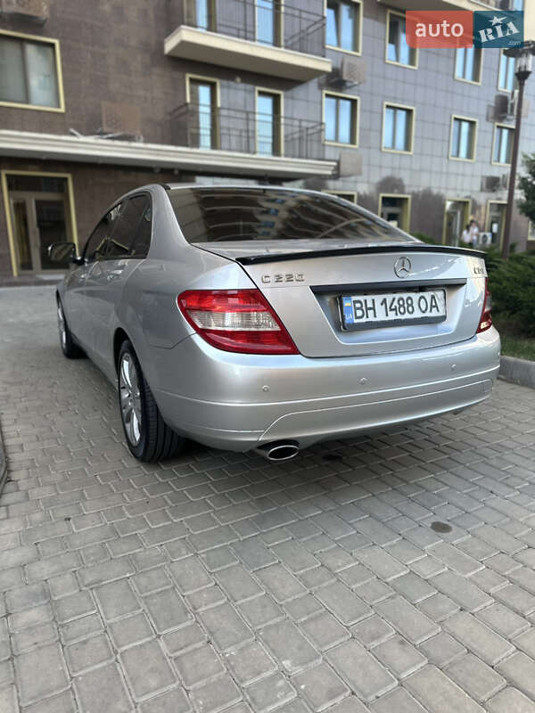 Седан Mercedes-Benz C-Class 2007 в Одессе