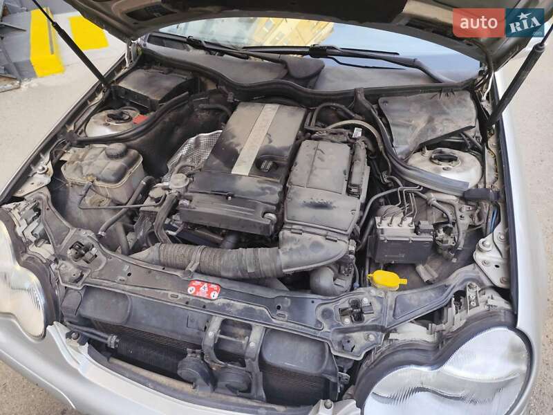 Універсал Mercedes-Benz C-Class 2003 в Кропивницькому