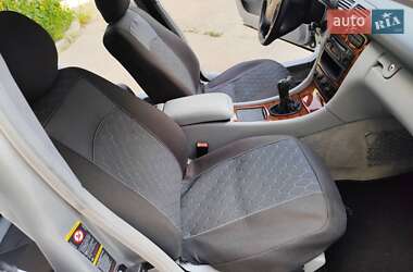 Універсал Mercedes-Benz C-Class 2003 в 