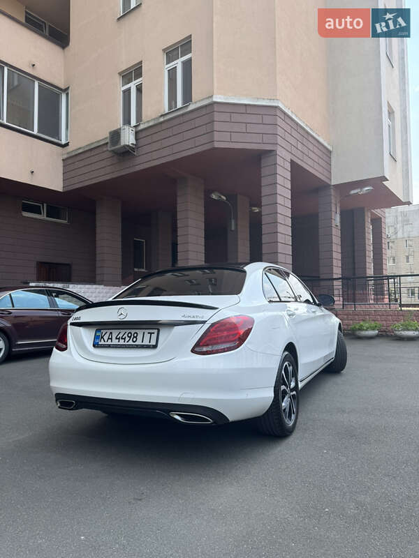Седан Mercedes-Benz C-Class 2017 в Києві