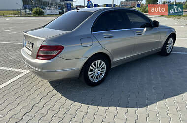 Седан Mercedes-Benz C-Class 2009 в 