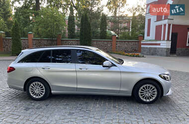 Універсал Mercedes-Benz C-Class 2015 в 