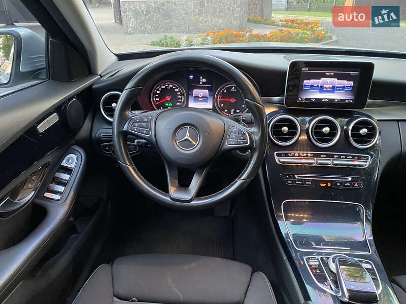 Універсал Mercedes-Benz C-Class 2015 в Києві
