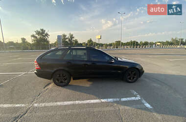 Универсал Mercedes-Benz C-Class 2001 в 