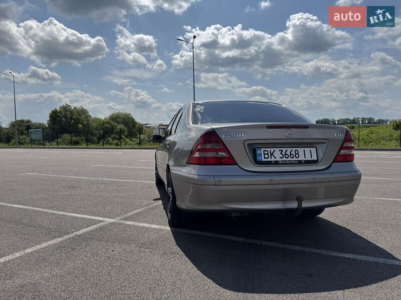 Седан Mercedes-Benz C-Class 2007 в Рівному