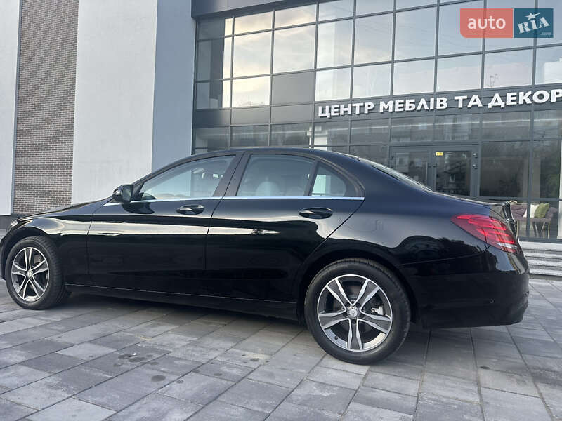 Седан Mercedes-Benz C-Class 2015 в Києві фото 17 Седан Mercedes-Benz C-Class 2015 в Києві