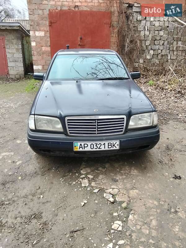 Седан Mercedes-Benz C-Class 1994 в Запоріжжі