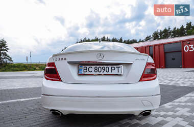Седан Mercedes-Benz C-Class 2010 в 