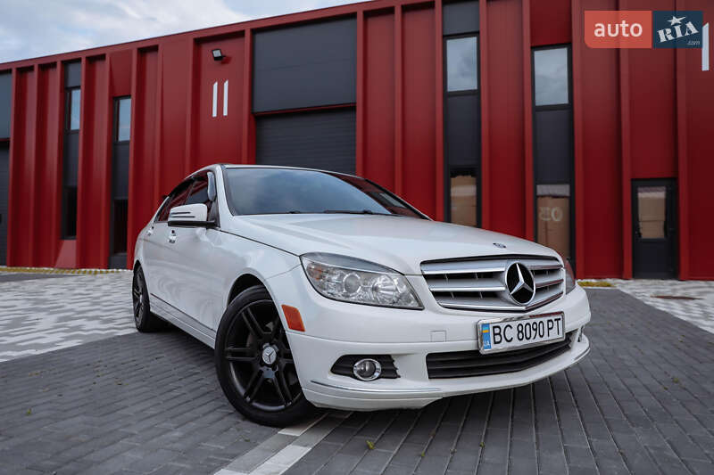 Седан Mercedes-Benz C-Class 2010 в Львове