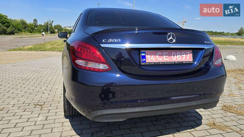 Седан Mercedes-Benz C-Class 2015 в Львові