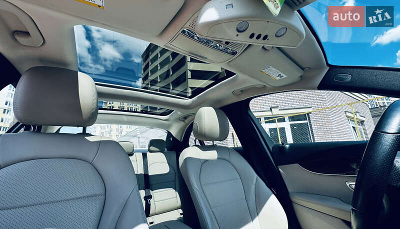 Седан Mercedes-Benz C-Class 2016 в Киеве фото 15 Седан Mercedes-Benz C-Class 2016 в Киеве