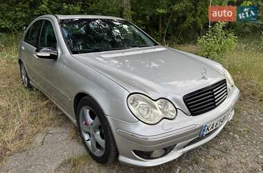 Седан Mercedes-Benz C-Class 2003 в Броварах