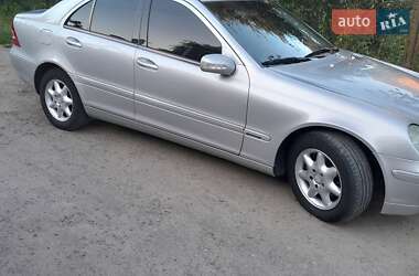 Седан Mercedes-Benz C-Class 2001 в 